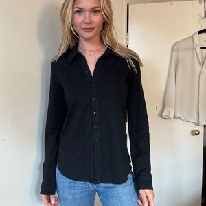 GAP black button-down top cotton